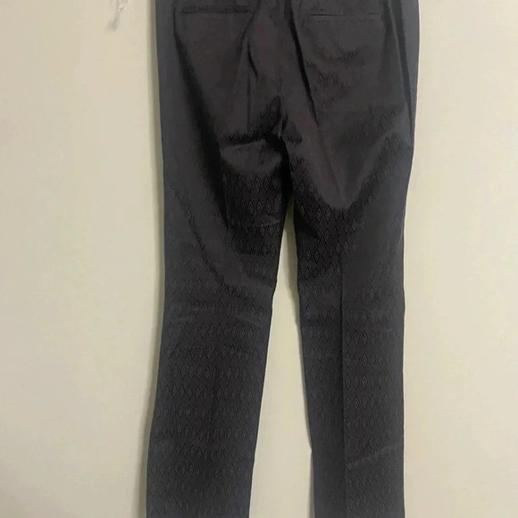 NWT Women’s Tahari Dress Pants Black Color Size 6 Geometric Print New - Picture 2 of 9